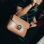 Prestige 3188 - Charlotte Pelletteria