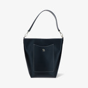 Elite 0702 - Charlotte Pelletteria